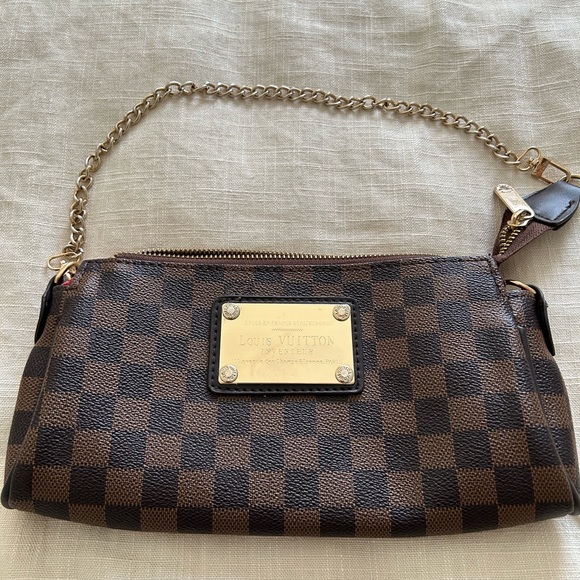 Louis Vuitton mini shoulder bag - Picture 1 of 5